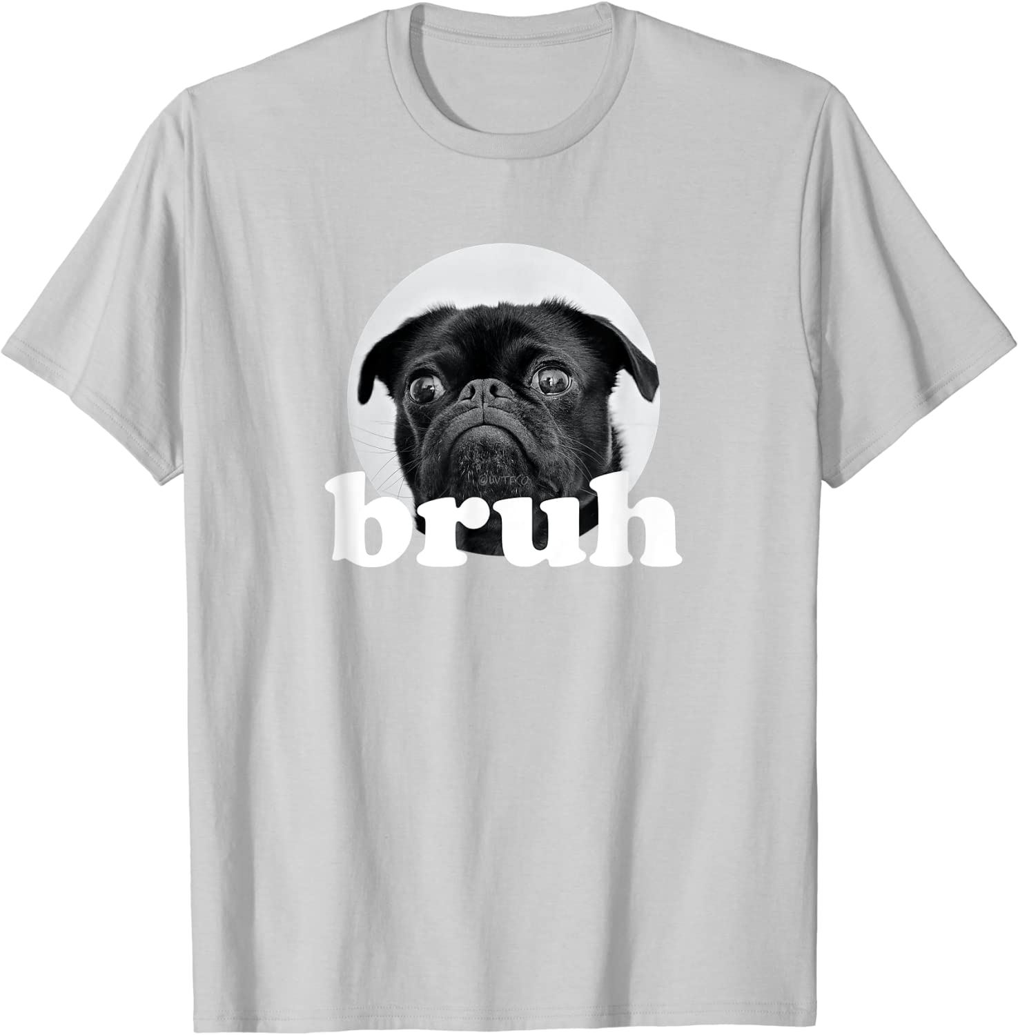 gray-t-shirt-featuring-a-funny-black-pug-face-and-the-word-'bruh'